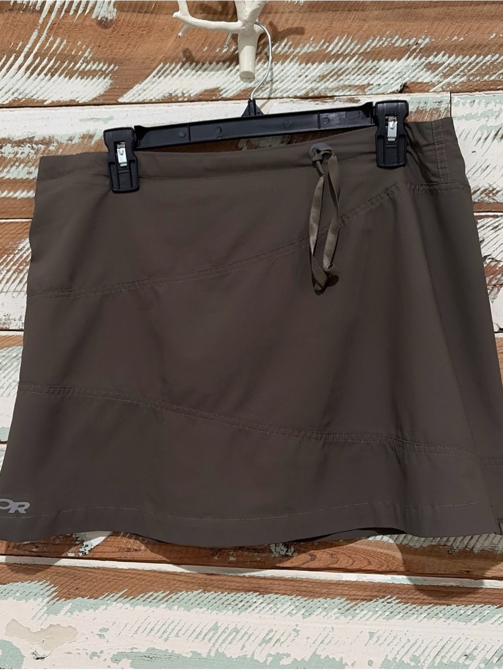 OUTDOOR RESEARCH Expressa Skort Womens 8 Green Athletic Preppy Lined Gorpcore